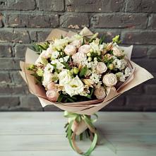 Букет нежное ассорти в Кезе Букет цветов из:  Альстромерии, Розы и Хризантемы в Кезе