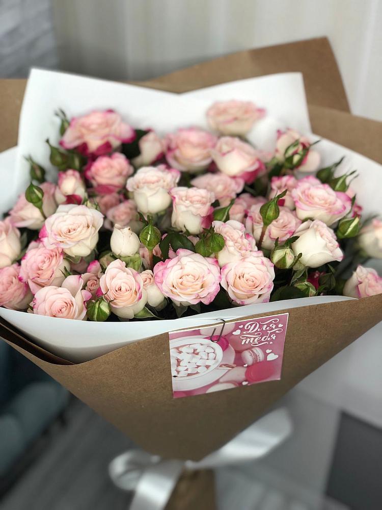 Букет теплый ветер в Кезе Букет цветов из: Розы в Кезе