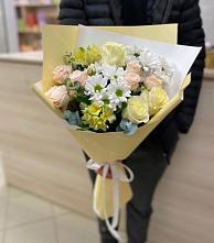 Букет цветов из:  Альстромерии, Розы и Хризантемы в Кезе