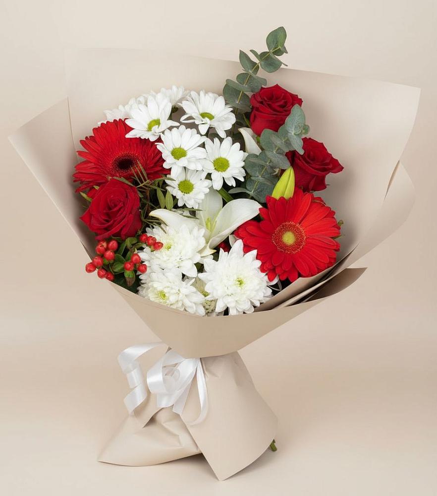 Букет поцелуй лета в Кезе Букет цветов из: Розы, Хризантемы, Герберы и Лилии в Кезе