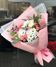 Букет цветов из:  Розы, Лизиантусы и Хризантемы в Кезе